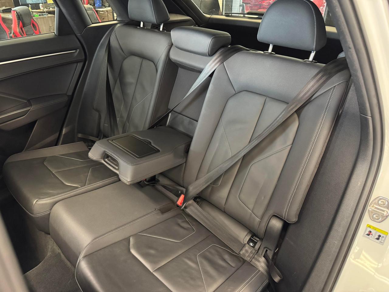 2021 Audi Q3 Progressiv BLK Optic PKG+S-LINE SPORT+CLEAN CARFAX - Photo #25