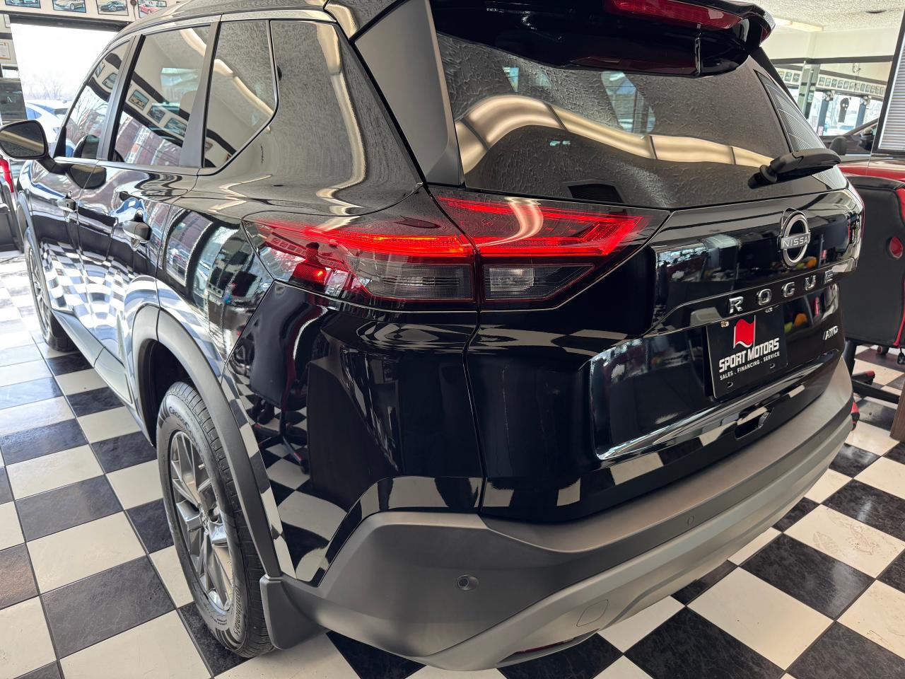2022 Nissan Rogue S AWD+Blind Spot+LaneAssist+ApplePlay+CLEAN CARFAX Photo107