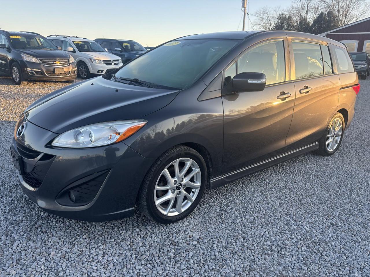 Used 2017 Mazda MAZDA5 GT *SERVICE RECORDS INCLUDED* for sale in Dunnville, ON