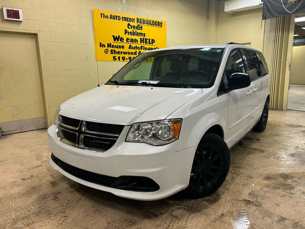 Used 2016 Dodge Grand Caravan SXT for sale in Windsor, ON