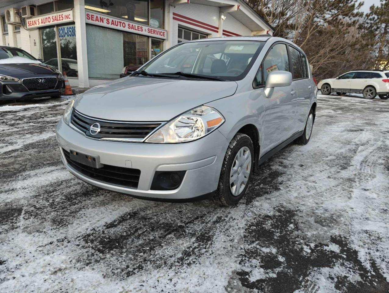 Used 2010 Nissan Versa 1.8 S for sale in Ottawa, ON