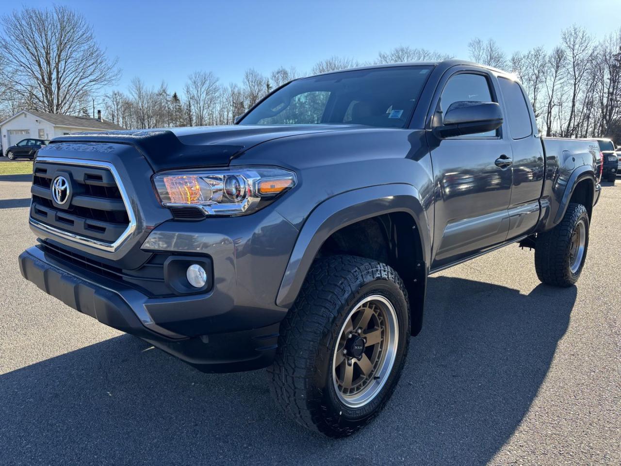 Used 2017 Toyota Tacoma SR5 Access Cab LIFTED, AFTERMARKET RIMS 6AT 4WD for sale in Truro, NS