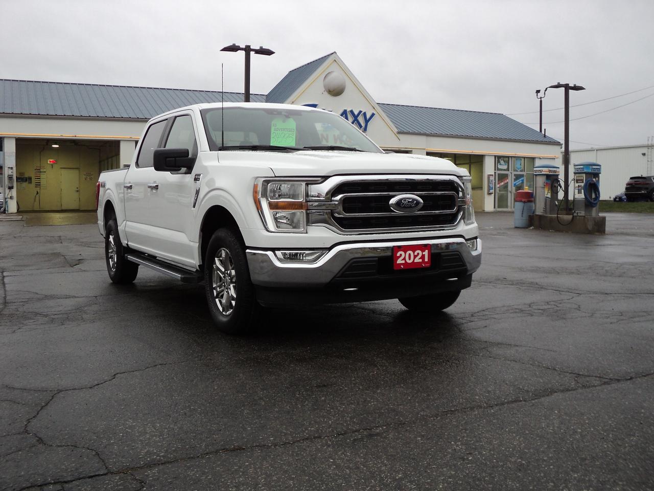 2021 Ford F-150 XLT SUPERCREW XTR 4WD 3.3L6cyl 5.5' BOX BackUpCam - Photo #5