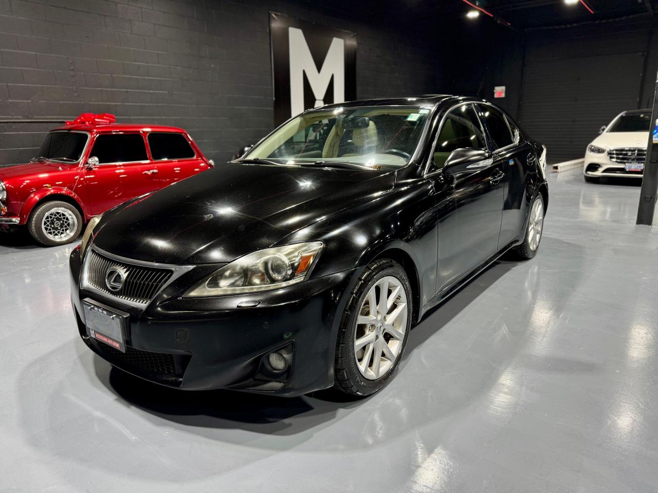 Used 2011 Lexus IS 350 AWD for sale in Mississauga, ON