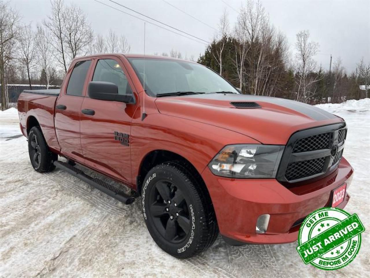 Used 2023 RAM 1500 Classic Express   - $334 B/W - Very Low Mileage for sale in Timmins, ON