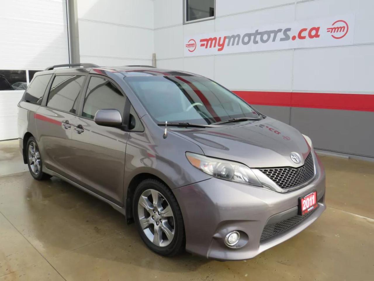 Used 2011 Toyota Sienna SE (**ALLOY RIMS**LEATHER TRIM**SUNROOF**REVERSE CAMERA**STOW AND GO SEATING**POWER TAILGATE**CRUISE CONTROL**BLUETOOTH**CD PLAYER**) for sale in Tillsonburg, ON