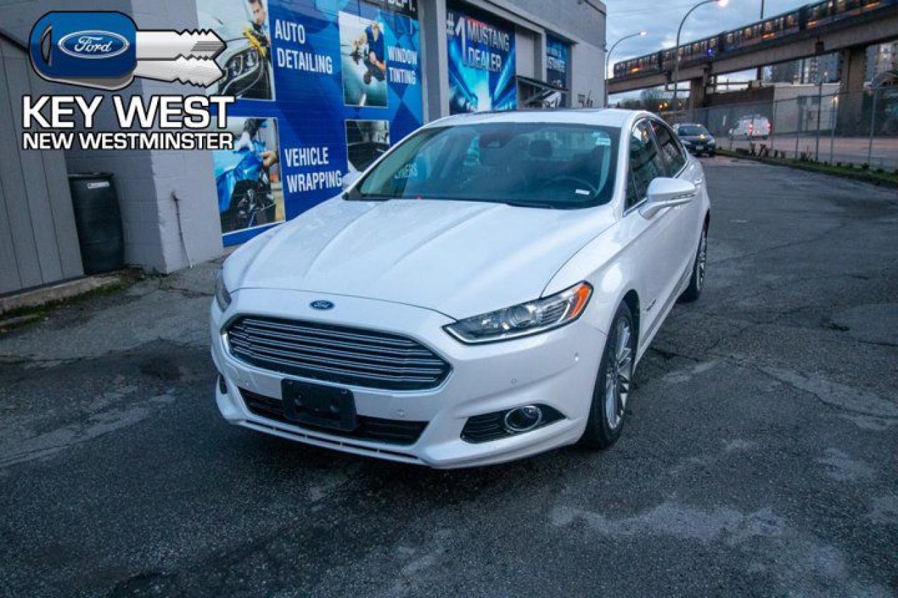 Used 2013 Ford Fusion Hybrid SE Luxury Pkg Sunroof Leather Nav Cam Heated Seats for sale in New Westminster, BC