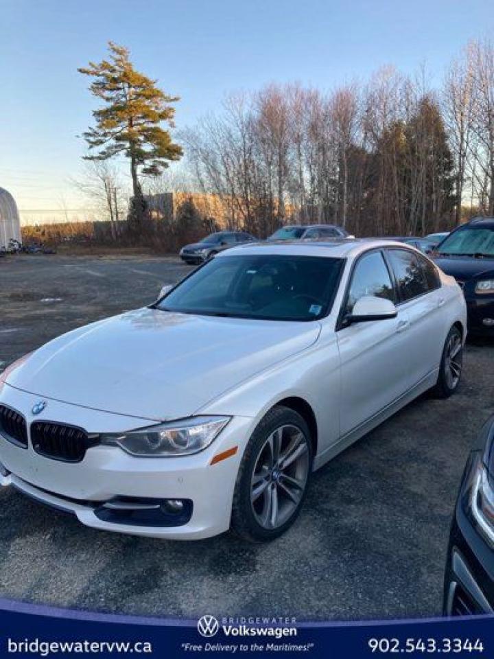 Used 2015 BMW 3 Series 328i xDrive for sale in Hebbville, NS