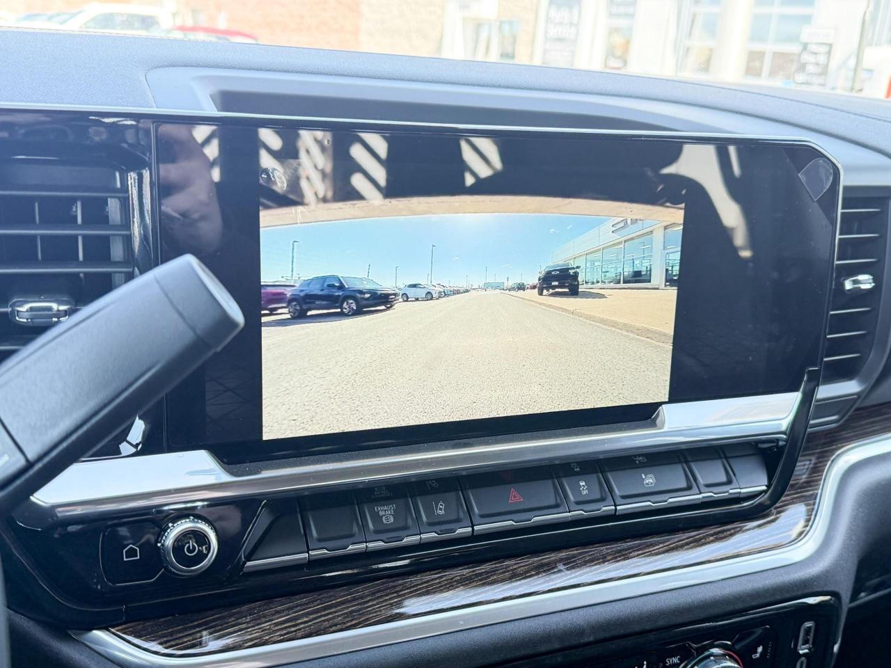 2025 GMC Sierra 3500 HD Chassis SLE DURAMAX 6.6L WITH REMOTE START/ENTRY, HEATED SEATS, HEATED STEERING WHEEL, CRUISE CONTROL, APPLE CARPLAY AND ANDROID AUTO Photo