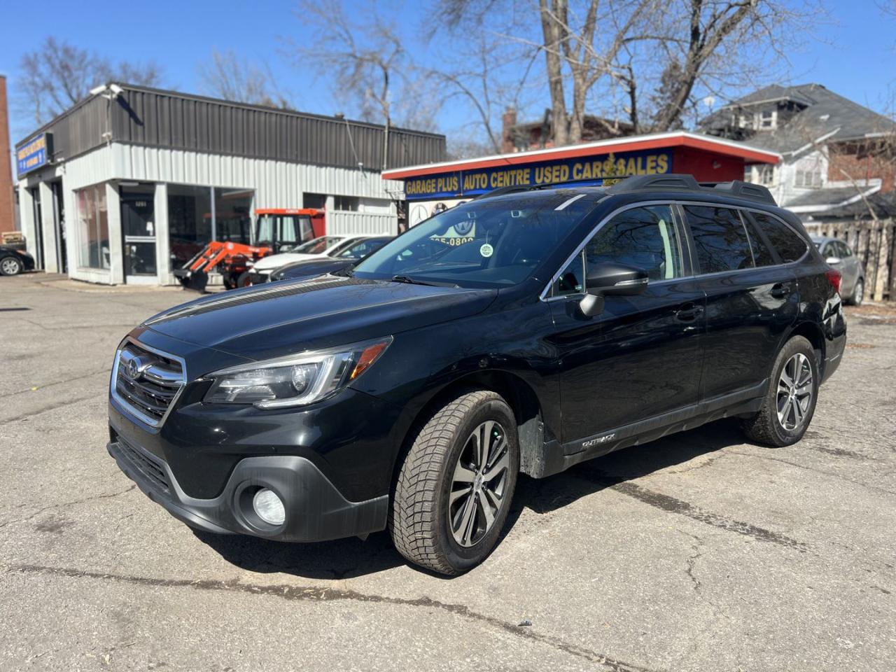 2018 Subaru Outback 3.6R Limited - Photo #2