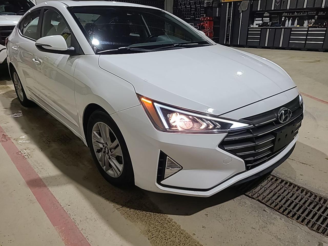 Used 2020 Hyundai Elantra Preferred w/Sun & Safety Package IVT for sale in Cornwall, ON