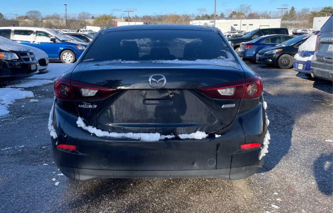 2015 Mazda MAZDA3 4dr Sdn Auto GX Photo4