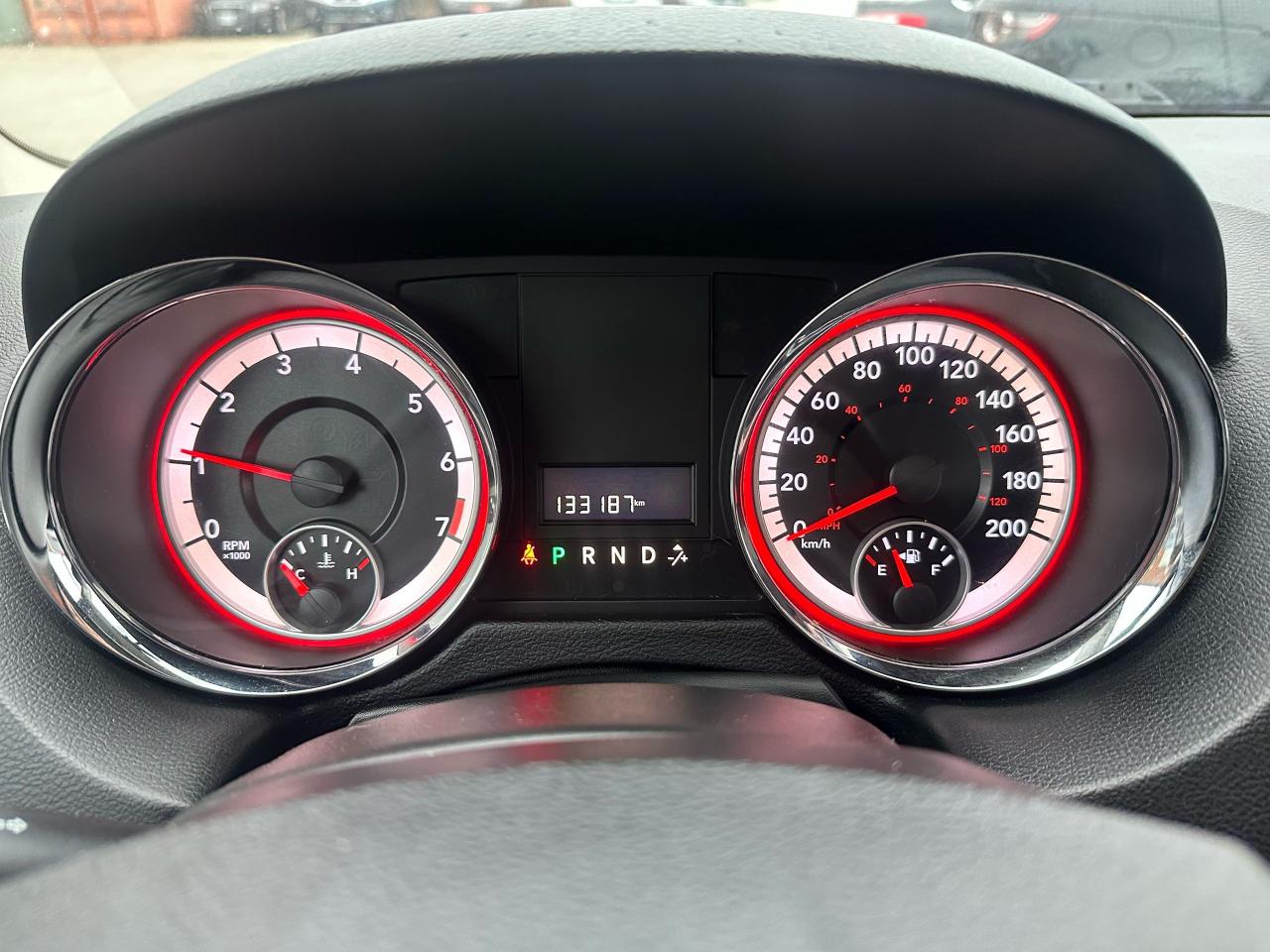 1738532433