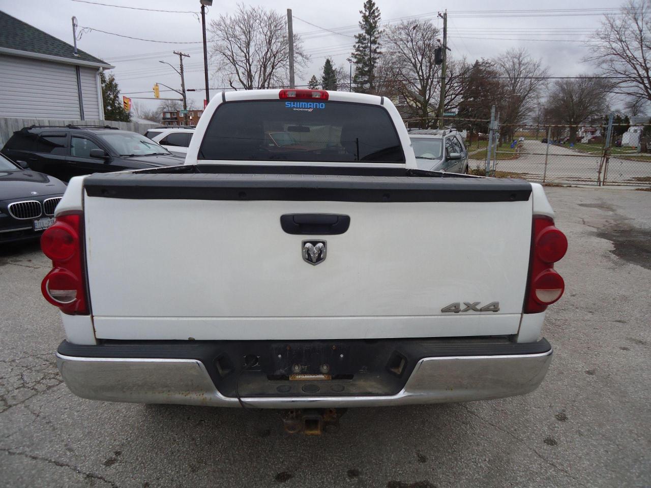 2007 Dodge Ram 1500 4WD Quad Cab 140.5" ST - Photo #4
