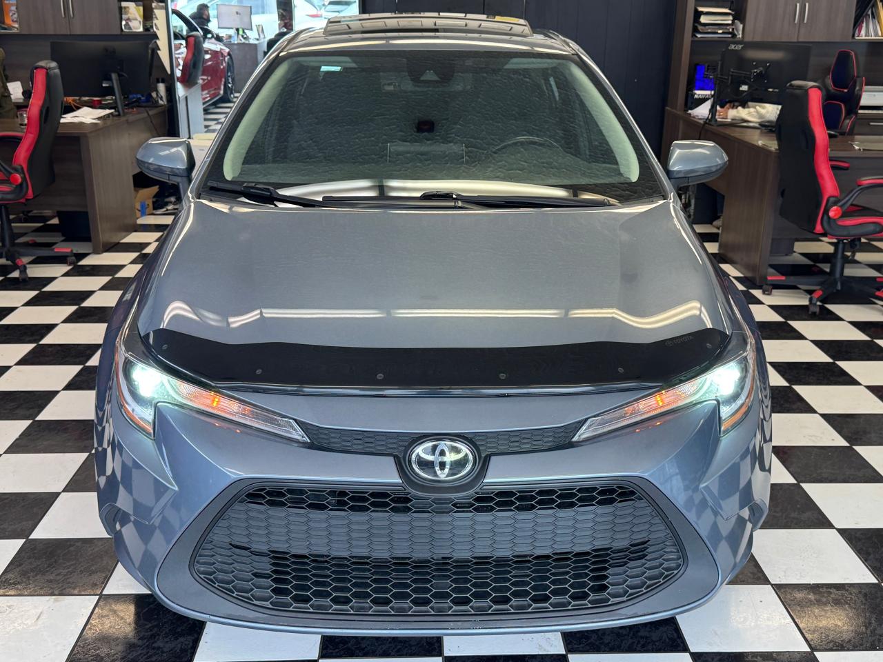 2020 Toyota Corolla LE Upgrade+New Tires+Brakes+One Owner+CLEAN CARFAX - Photo #11