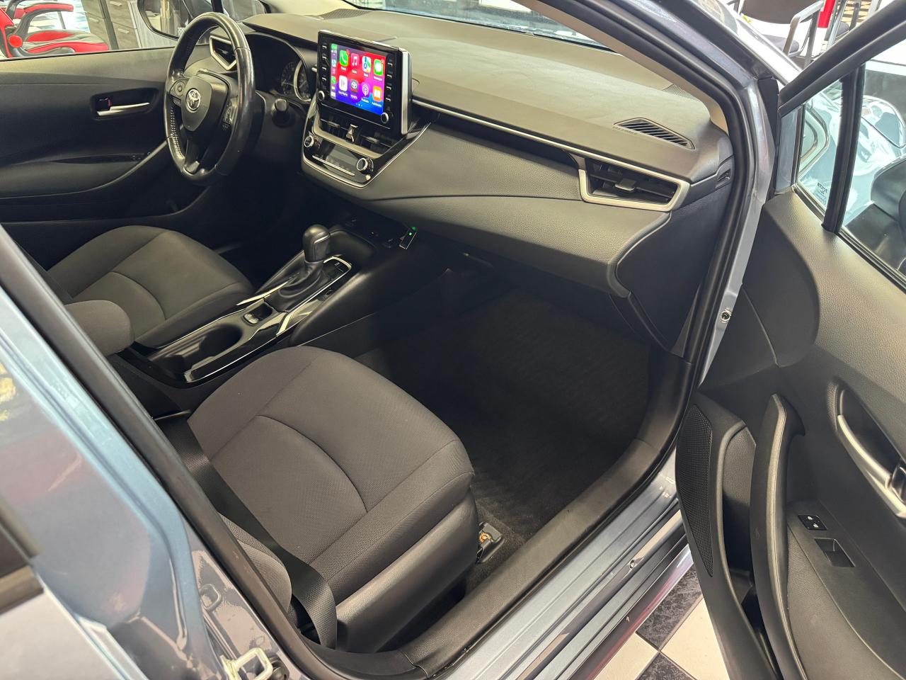 2020 Toyota Corolla LE Upgrade+New Tires+Brakes+One Owner+CLEAN CARFAX - Photo #22
