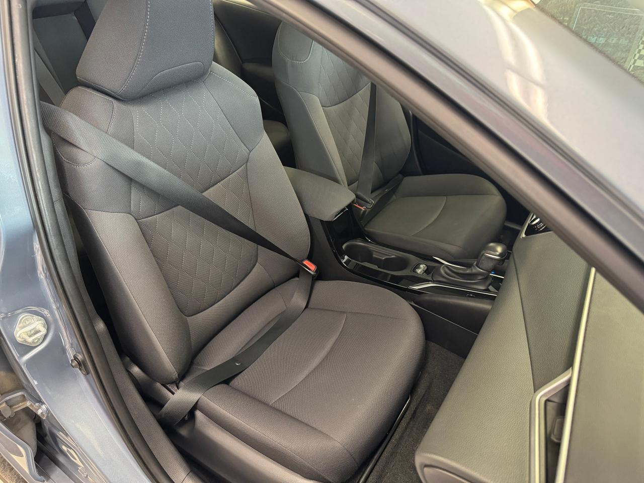 2020 Toyota Corolla LE Upgrade+New Tires+Brakes+One Owner+CLEAN CARFAX - Photo #24