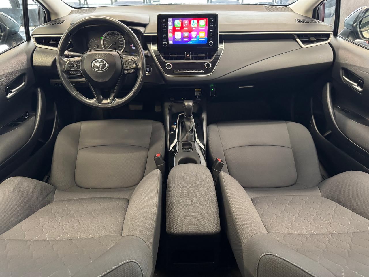 2020 Toyota Corolla LE Upgrade+New Tires+Brakes+One Owner+CLEAN CARFAX - Photo #2