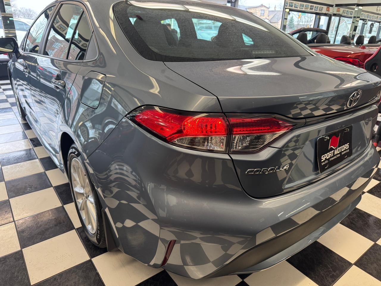 2020 Toyota Corolla LE Upgrade+New Tires+Brakes+One Owner+CLEAN CARFAX - Photo #37