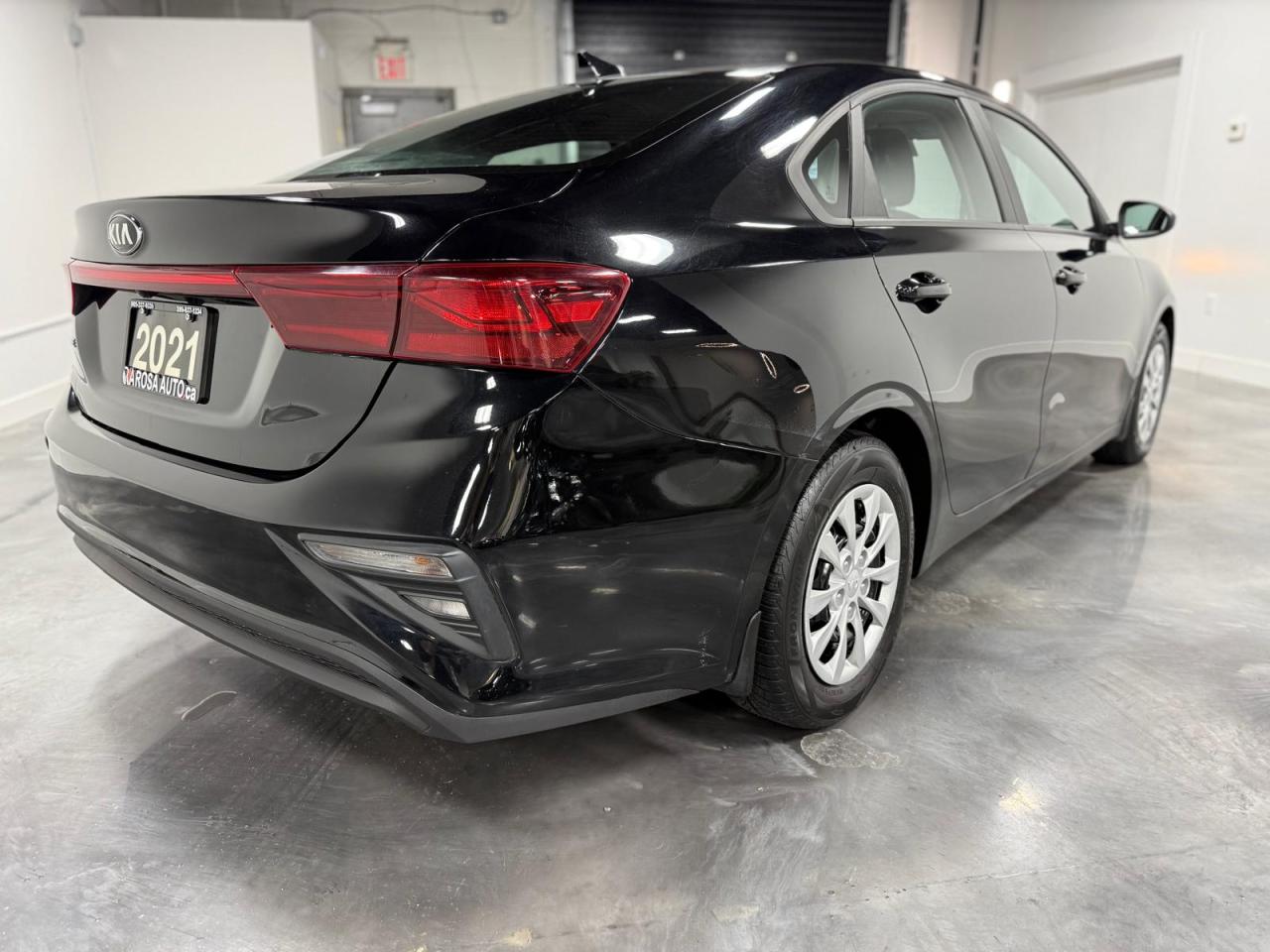 2021 Kia Forte AUTO NO ACCIDENT BLUETOOTH BACKUP CAM HEATED SEATS Photo4