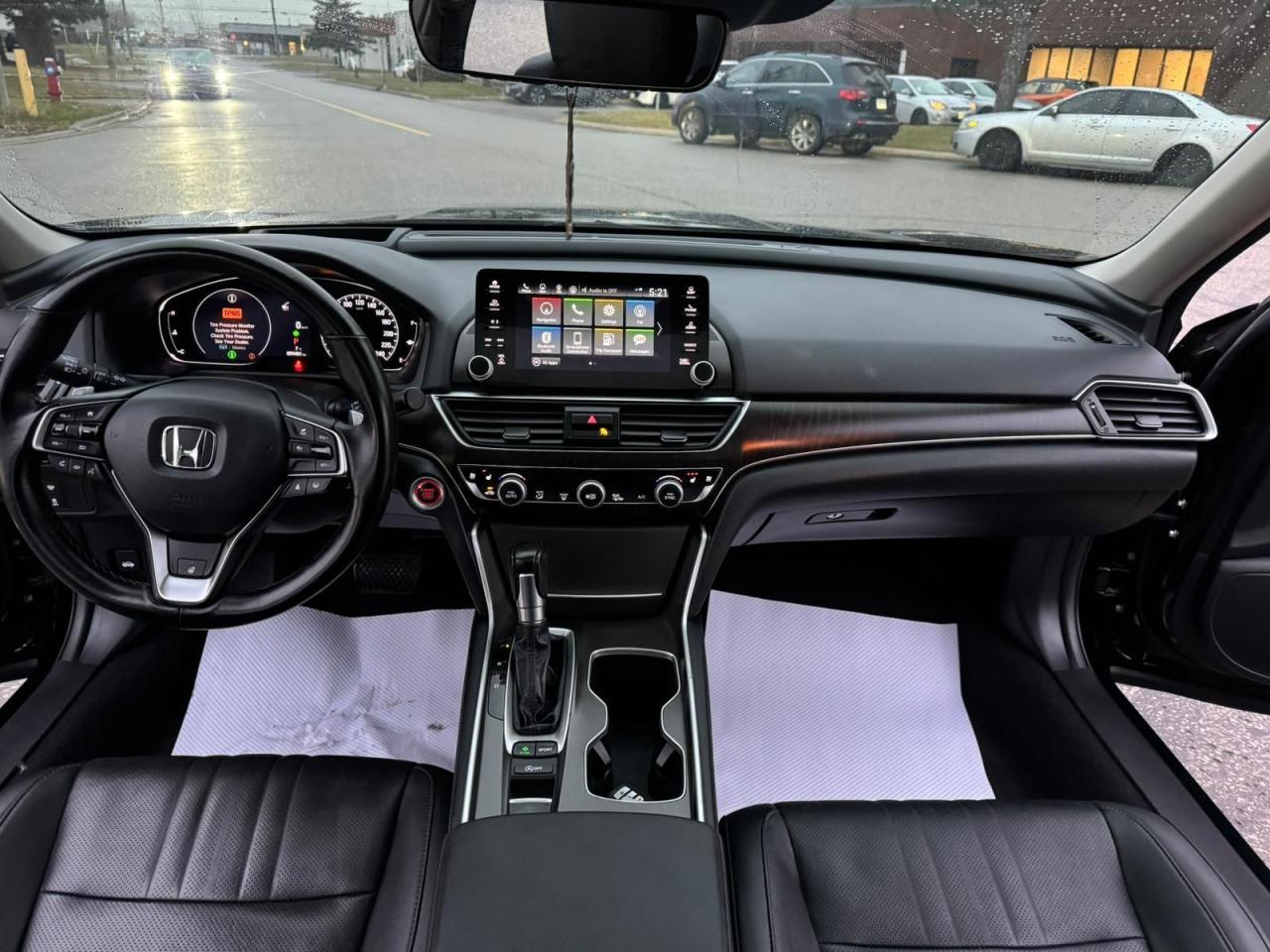 2022 Honda Accord Touring - Photo #18