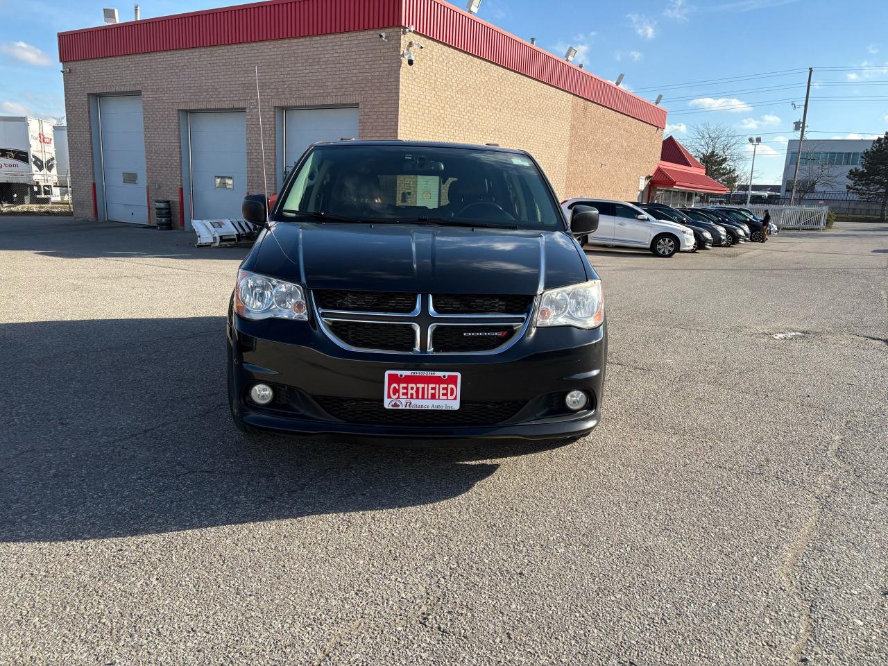 2014 Dodge Grand Caravan 30th Anniversary - Photo #2