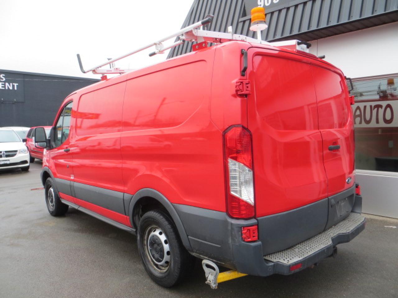 2018 Ford Transit CERTIFIED,T-250,3.7L,SHELVING,LADDER RACK,INVERTER - Photo #5