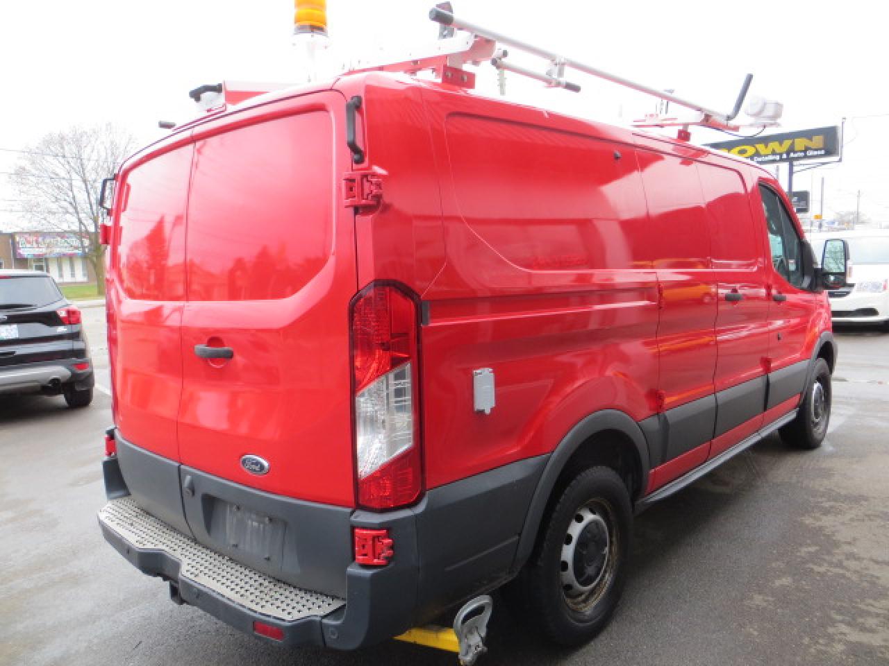 2018 Ford Transit CERTIFIED,T-250,3.7L,SHELVING,LADDER RACK,INVERTER - Photo #7
