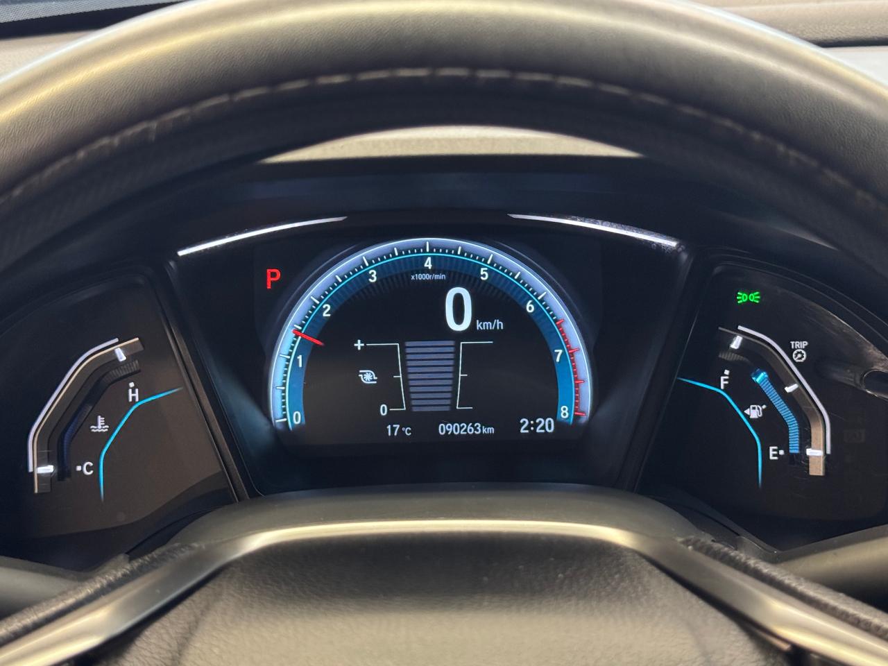2017 Honda Civic LX Hatchback+ApplePlay+Camera+CLEAN CARFAX - Photo #16