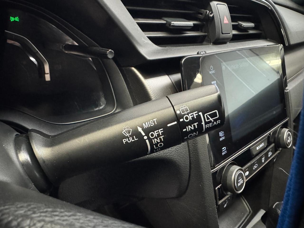 2017 Honda Civic LX Hatchback+ApplePlay+Camera+CLEAN CARFAX - Photo #44