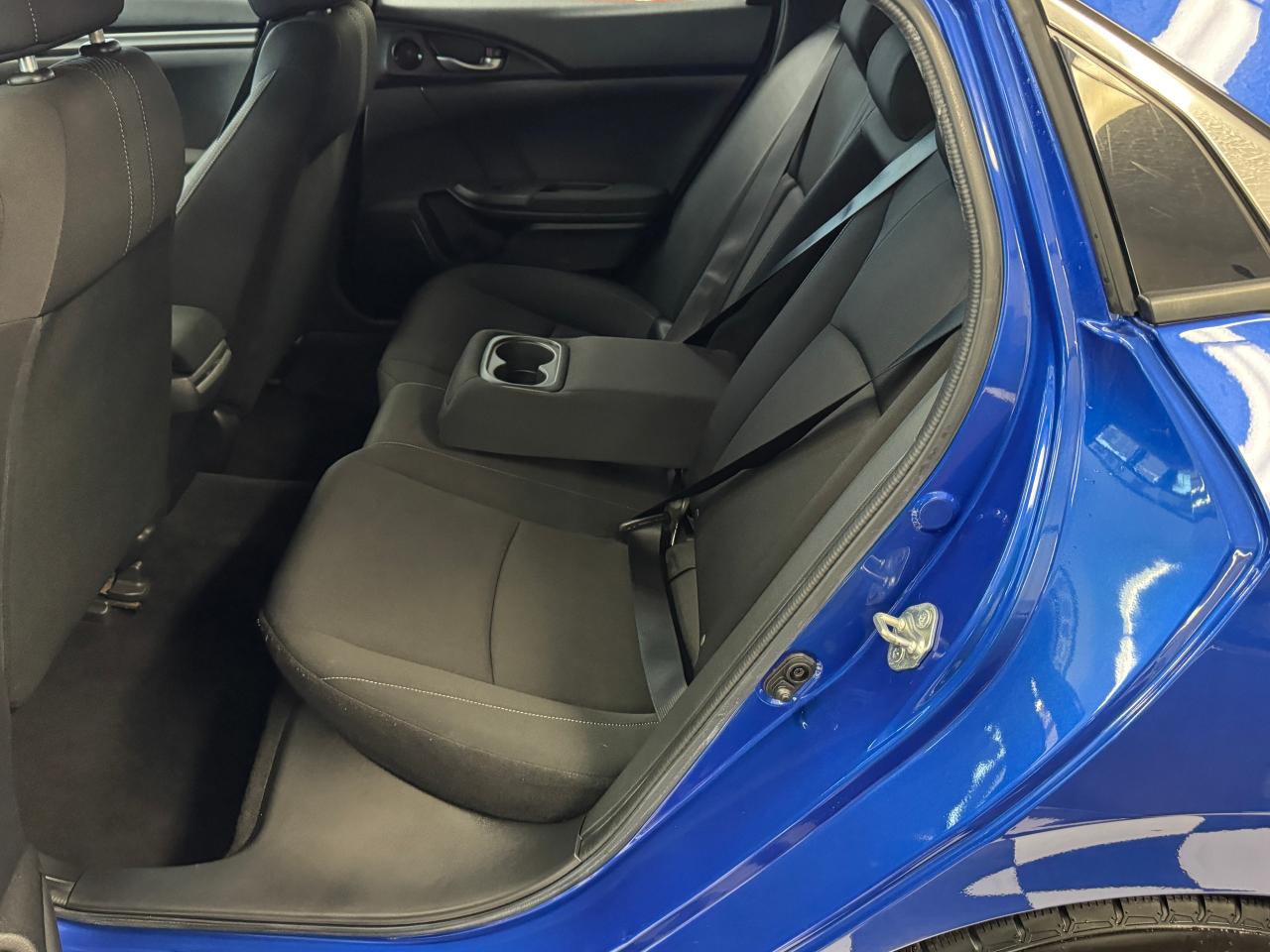2017 Honda Civic LX Hatchback+ApplePlay+Camera+CLEAN CARFAX - Photo #23