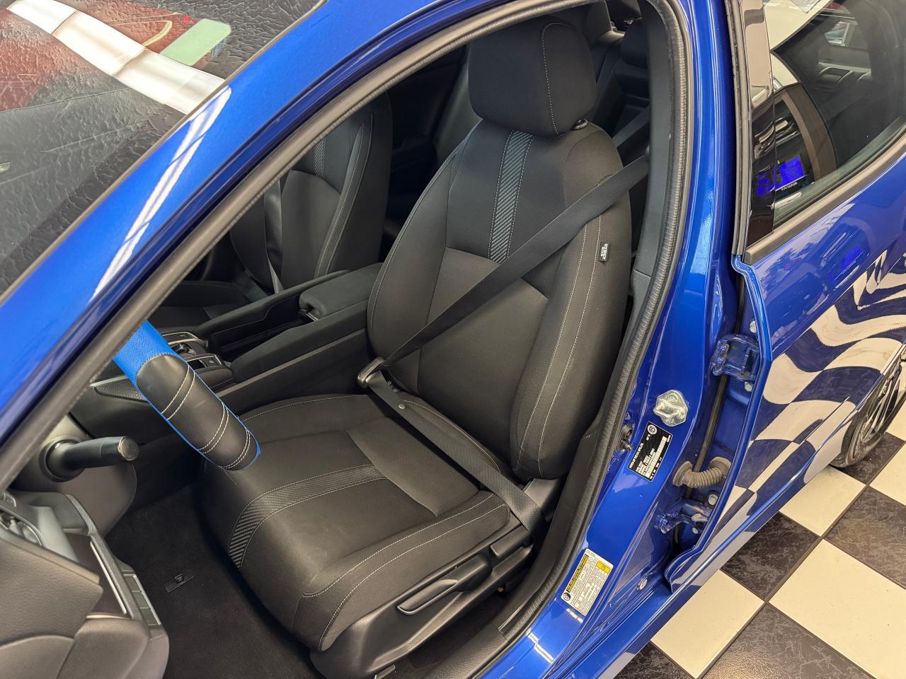 2017 Honda Civic LX Hatchback+ApplePlay+Camera+CLEAN CARFAX - Photo #19