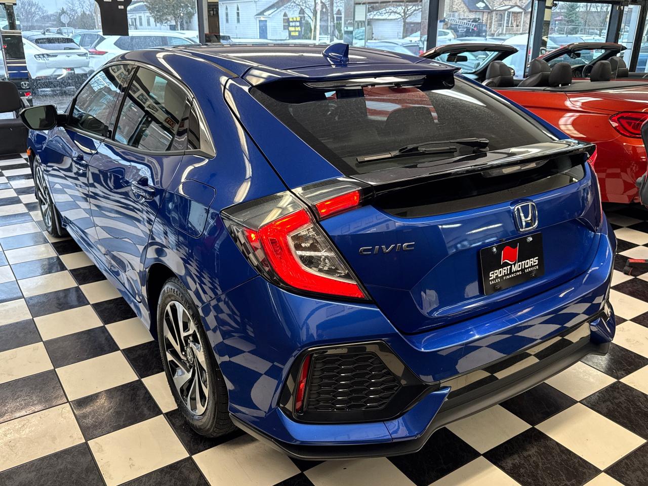 2017 Honda Civic LX Hatchback+ApplePlay+Camera+CLEAN CARFAX - Photo #4