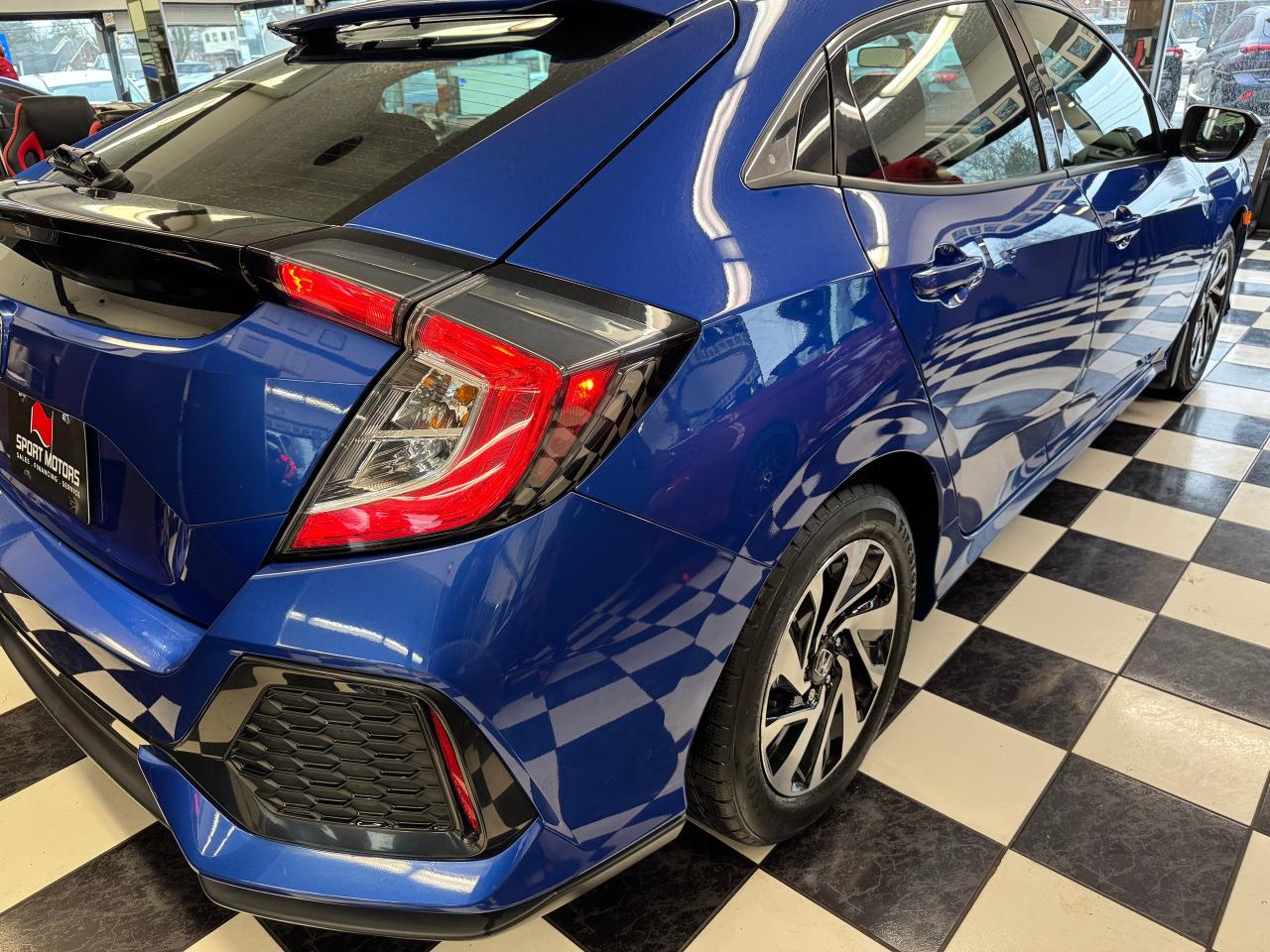 2017 Honda Civic LX Hatchback+ApplePlay+Camera+CLEAN CARFAX - Photo #38