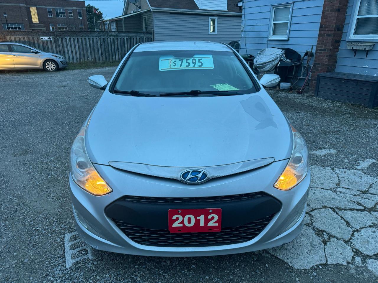 Used 2012 Hyundai Sonata HEV for sale in Hamilton, ON