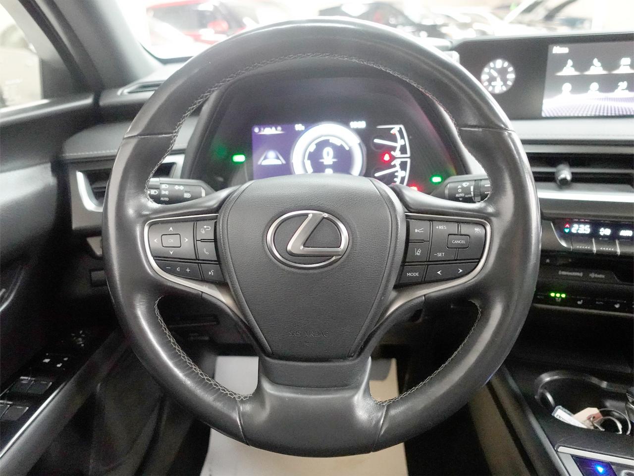 2020 Lexus UX HYBRID | AWD | Leather | Sunroof | Cooled Seats