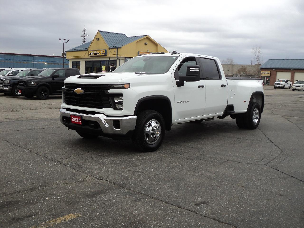 Used 2024 Chevrolet Silverado 3500 HD WT CrewCab 4WD DRW 6.6L8cylGas 8ftBox BackUpCam for sale in Brantford, ON