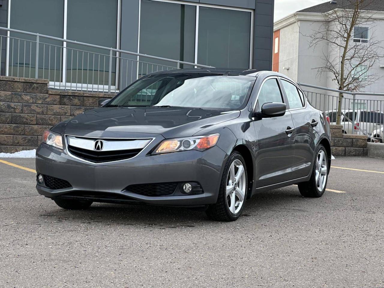 Used 2014 Acura ILX 4dr Sdn Premium Pkg for sale in Calgary, AB