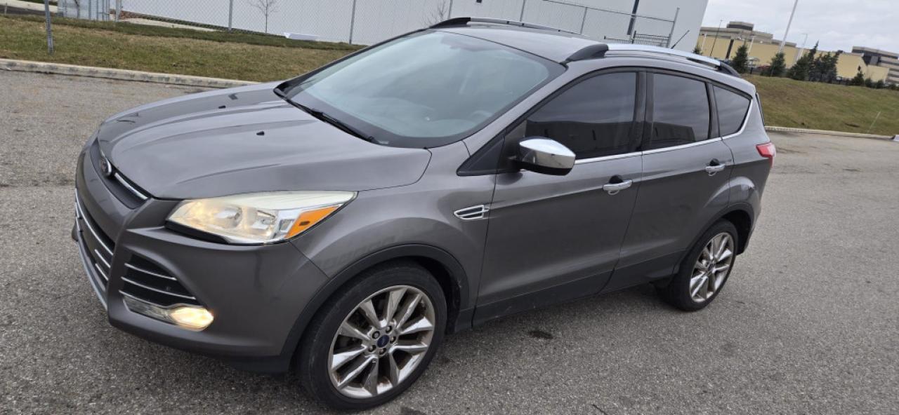 Used 2014 Ford Escape SE 4dr 4x4 Automatic for sale in Mississauga, ON