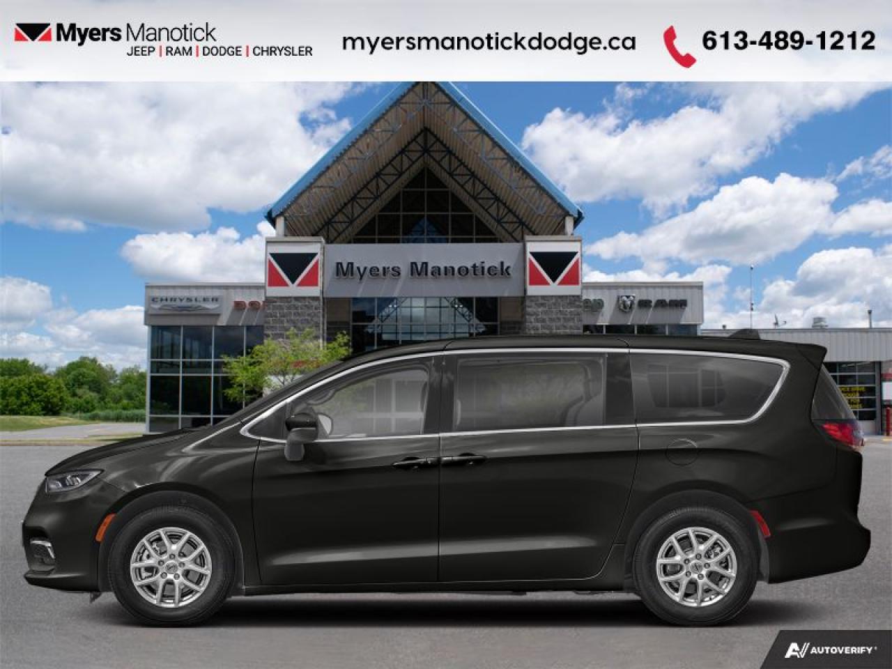 Used 2023 Chrysler Pacifica Touring L  - Apple CarPlay for sale in Ottawa, ON