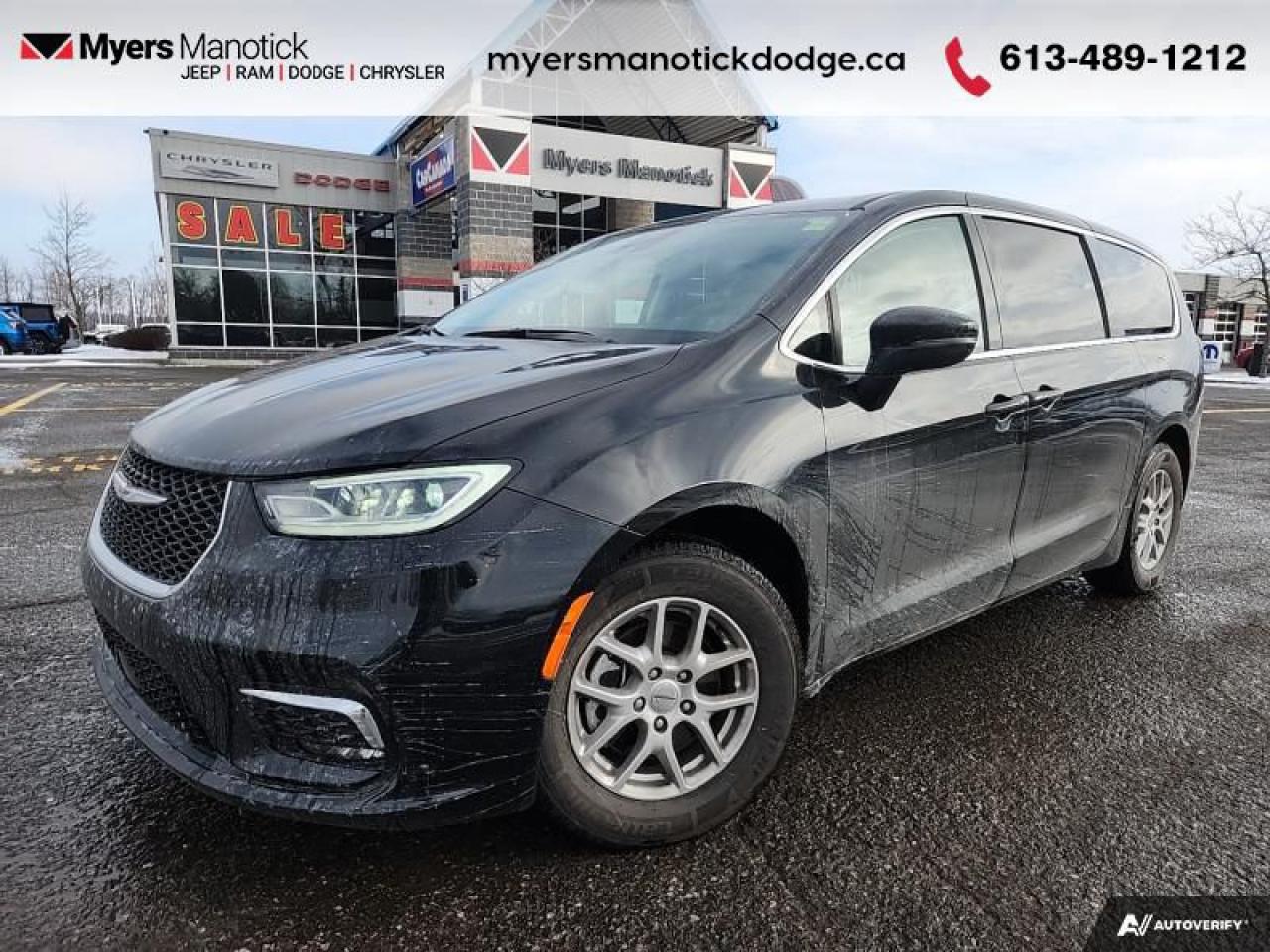 Used 2023 Chrysler Pacifica Touring L  - Apple CarPlay for sale in Ottawa, ON