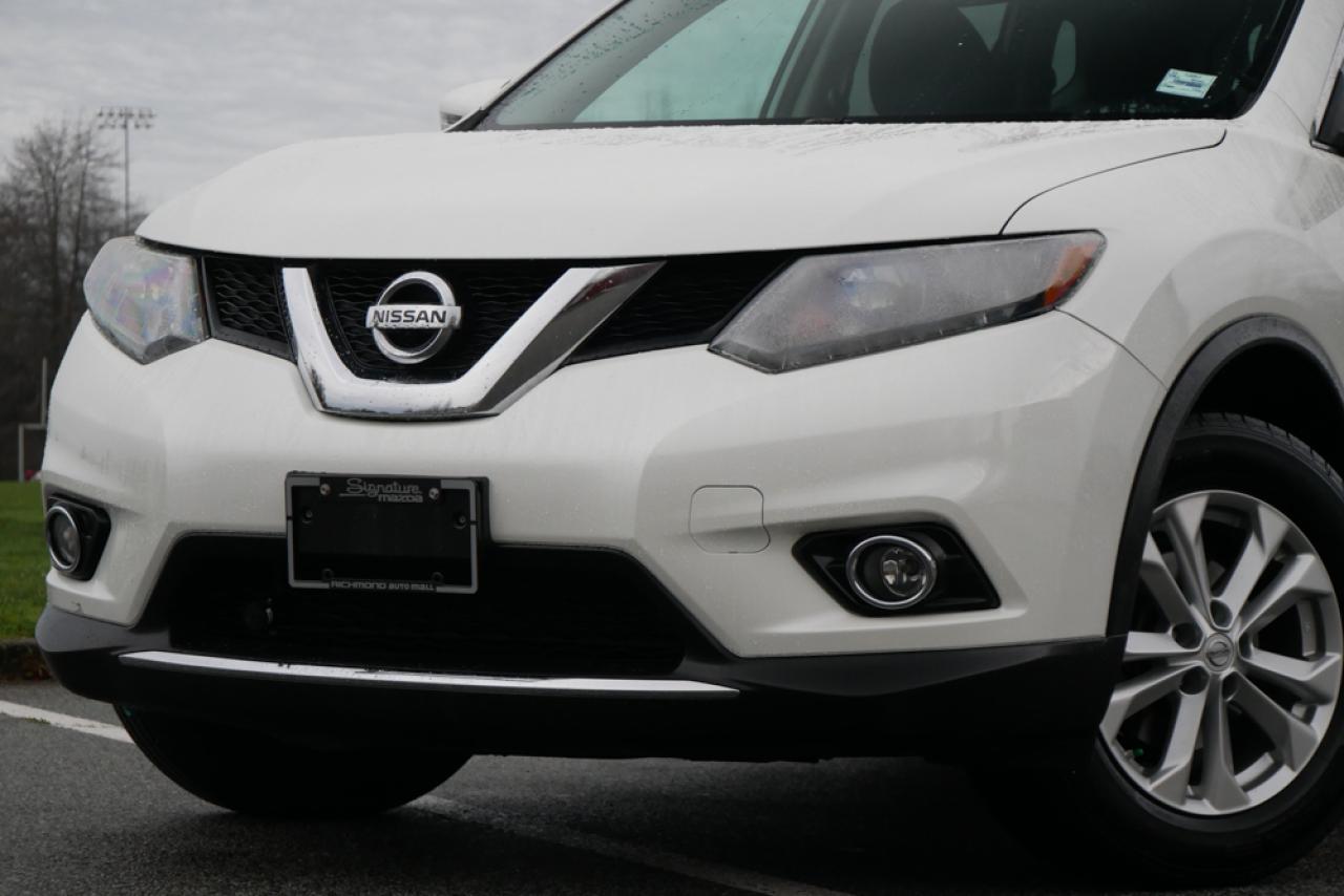 Used 2016 Nissan Rogue SV AWD CVT for sale in Richmond, BC