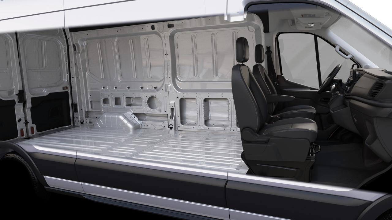 2024 Ford Transit Cargo Van BASE Photo3