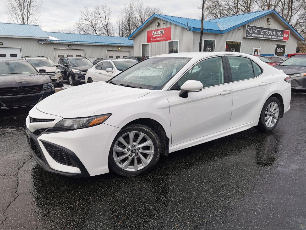 2021 Toyota Camry SE - Photo #1