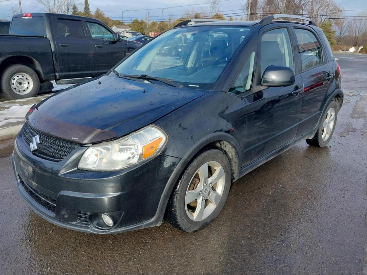 Used 2010 Suzuki SX4 Crossover Touring for sale in Ottawa, ON