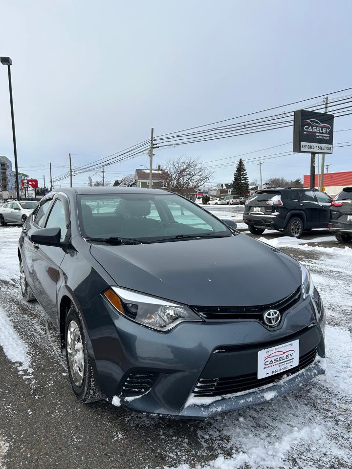 2015 Toyota Corolla CE - Photo #2