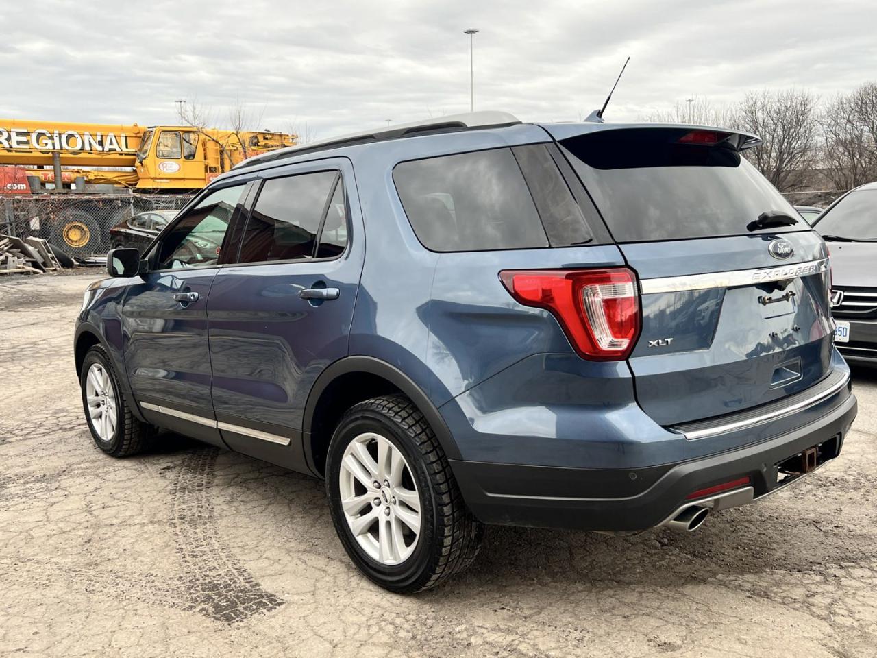 2018 Ford Explorer XLT 4WD - Photo #3