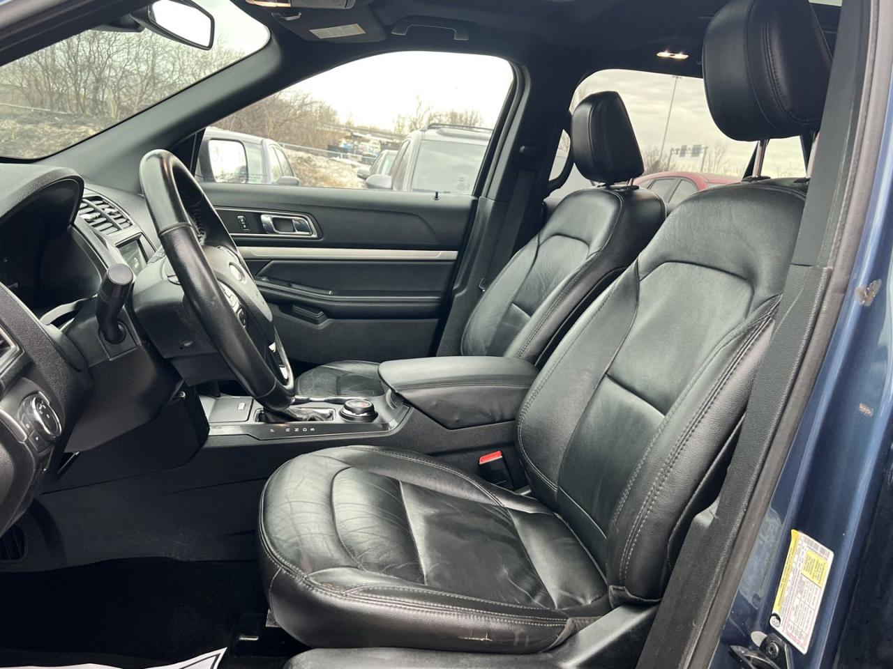 2018 Ford Explorer XLT 4WD - Photo #6
