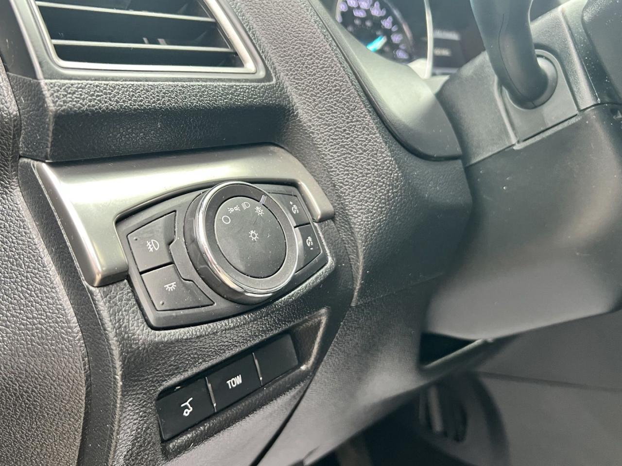 2018 Ford Explorer XLT 4WD - Photo #10