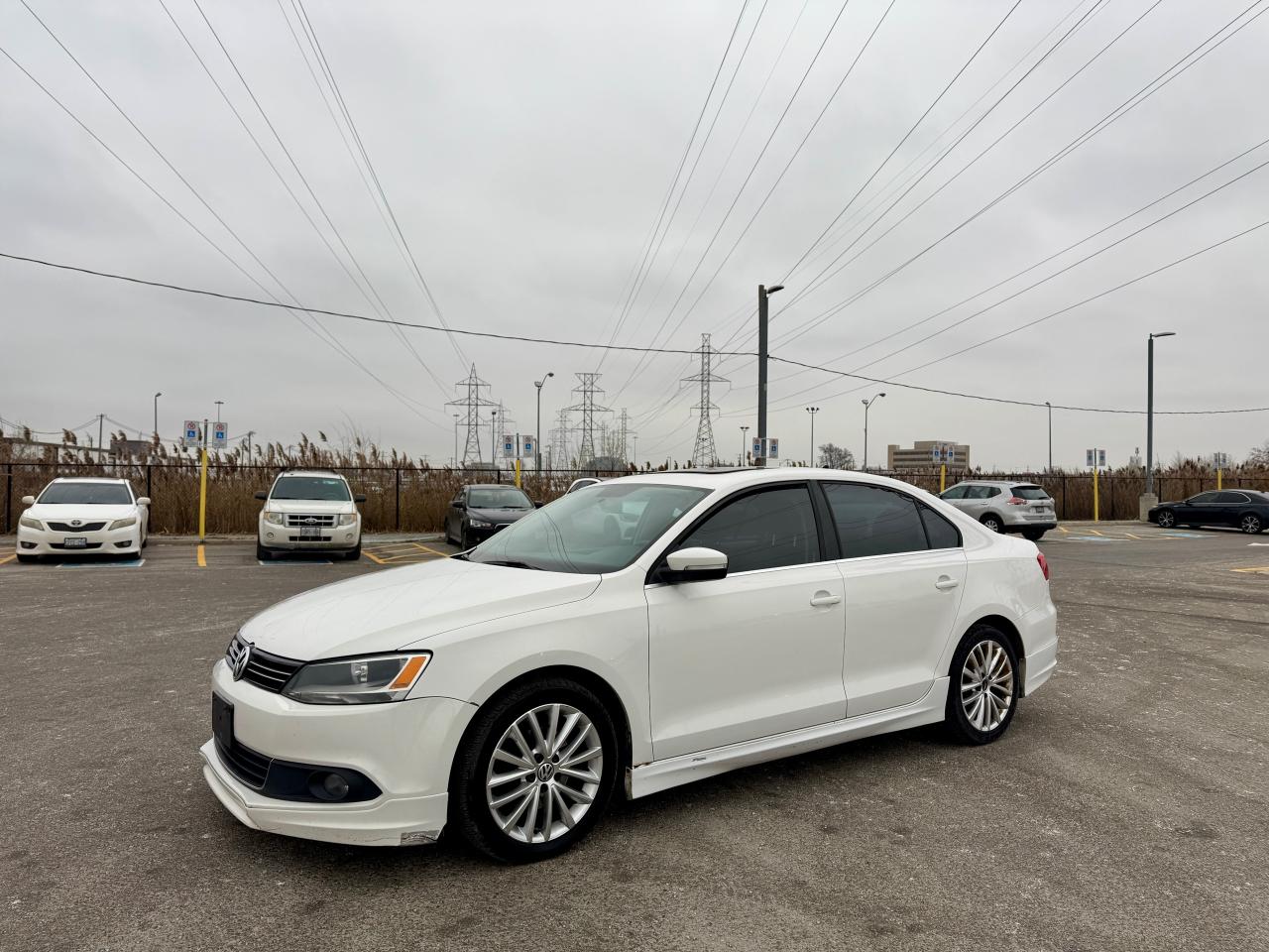 2012 Volkswagen Jetta 4dr 2.5L Auto HIGHLINE - Photo #2